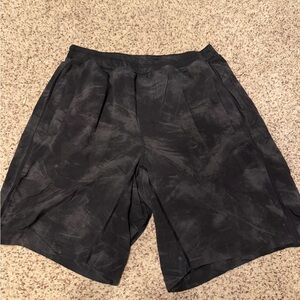 lululemon athletica Black Athletic Shorts Large with Liner 9 in Inseam